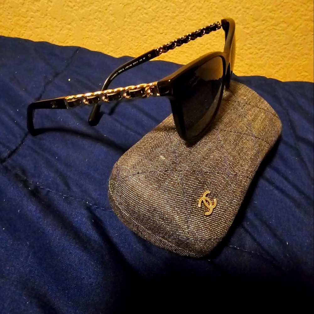 CHANEL SUNGLASSES